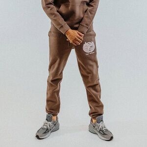 Layr Official Global Duck Puff Print Jogger Walnut Size Small